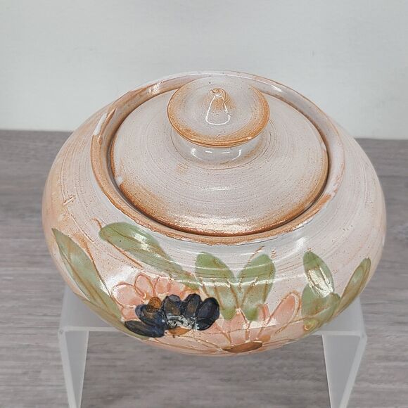 Signed Hobbyist Ceramic Stoneware Round Lidded Pottery Lidded Dish Floral - Picture 2 of 10